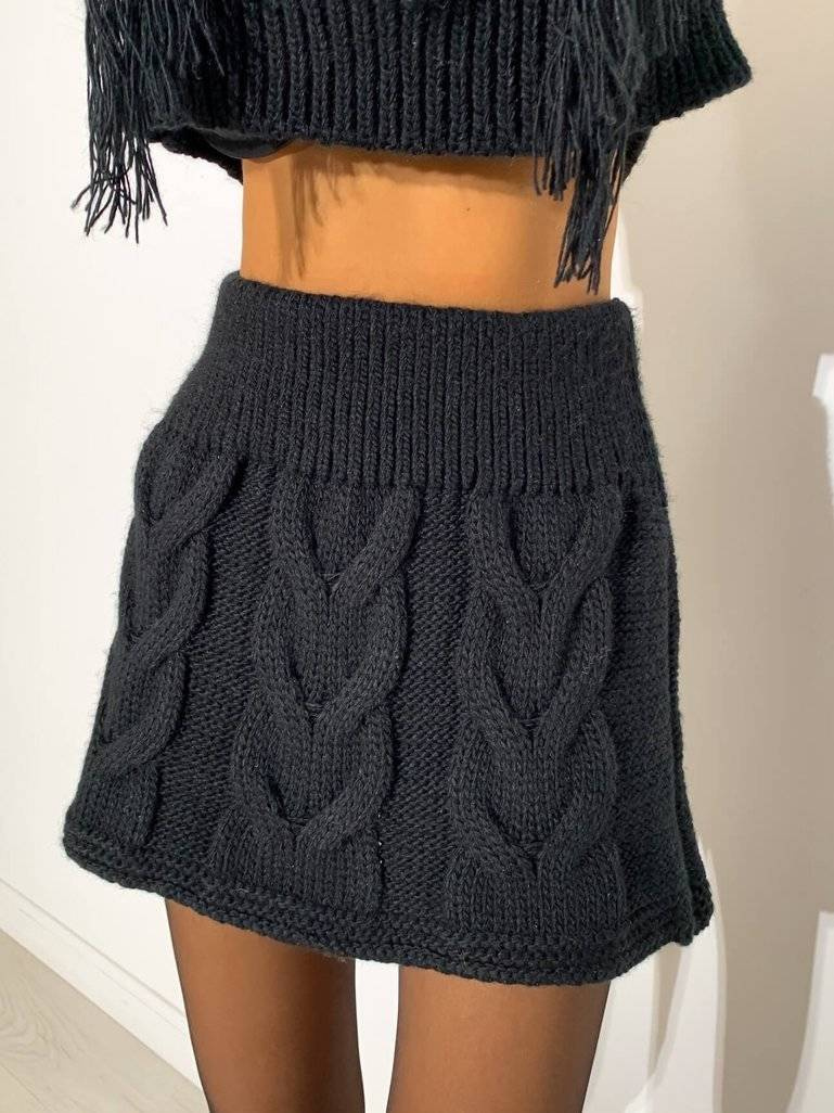 Sheila - Women's Black Skirt with braids Nomade mini 'Braid'
